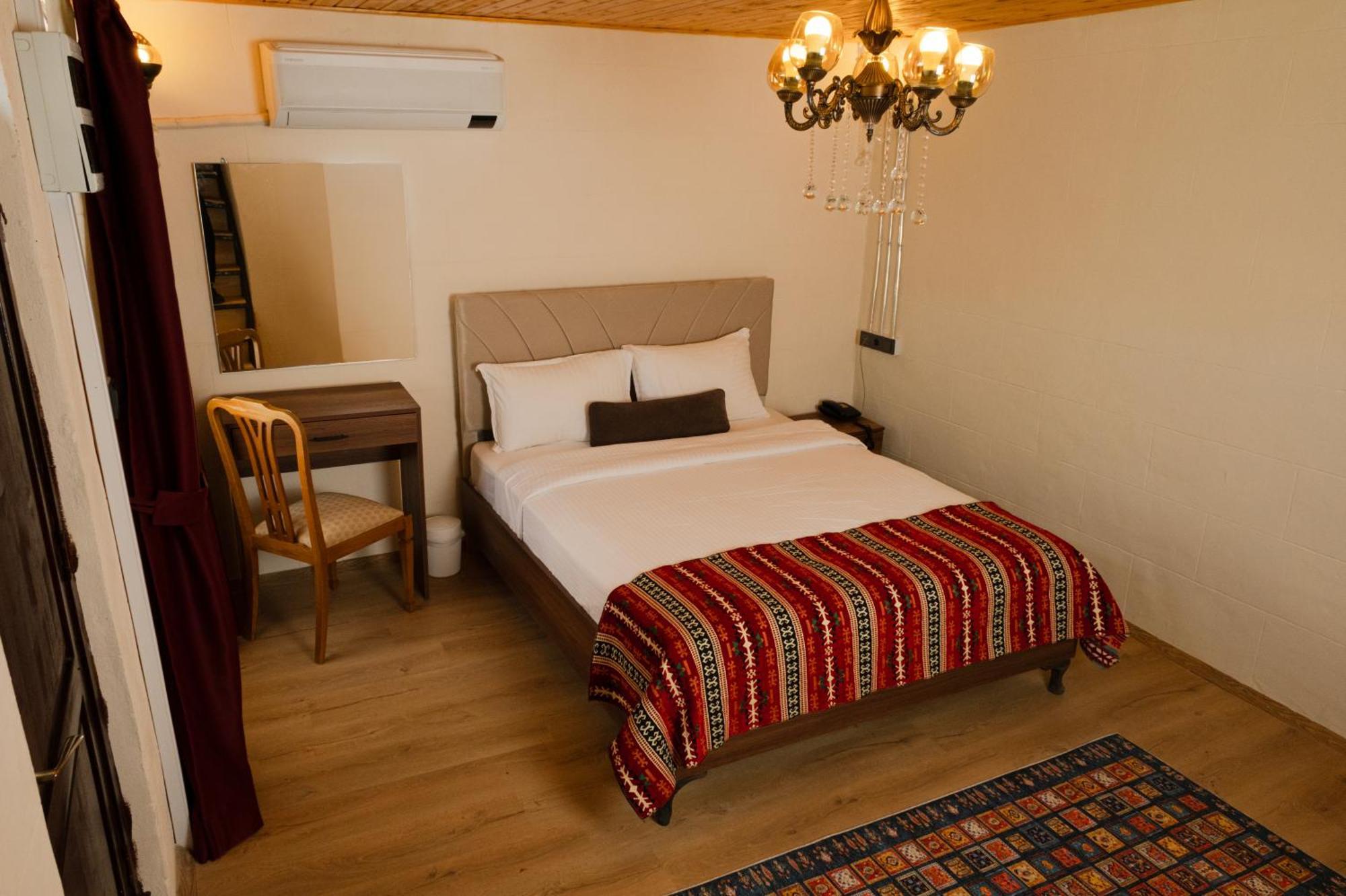 Dostlar Konagi Hotell Sahinbey Exteriör bild